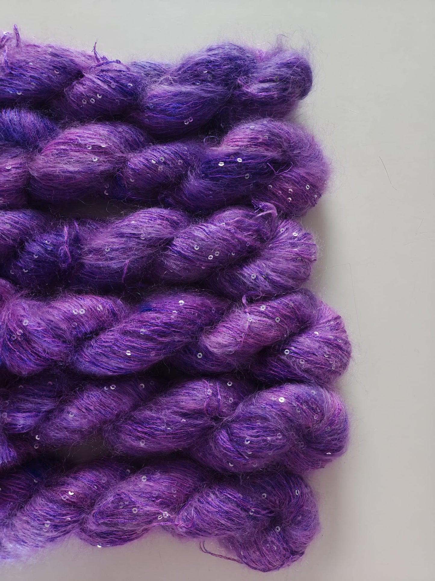 GLIMMER GOATY